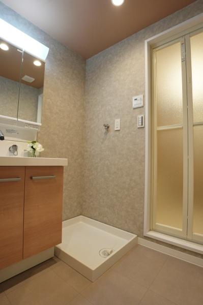 ���{���c�s����c2���ڂ̒��Ã}���V�����̐��ʑ�E���ʏ�