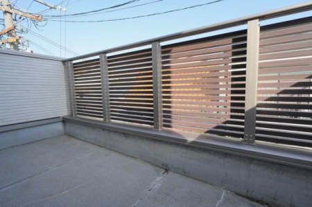 ���{���s�����V��5���ڂ̒��È�ˌ��Ẵo���R�j�[