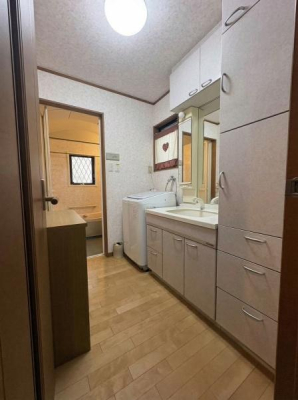 ���{�����s�g�c�{��3���ڂ̒��È�ˌ��Ă̐��ʑ�E���ʏ�