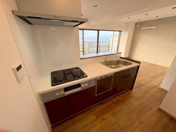 ���{�����s������1���ڂ̒��Ã}���V�����̃L�b�`��