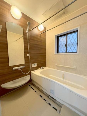 ���{�����s�V�Ɛ����̒��È�ˌ��Ă̗���