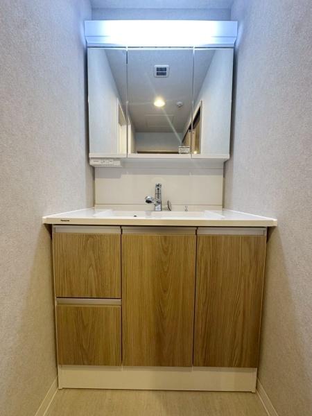 ���{��^�s�{���̒��Ã}���V�����̐��ʑ�E���ʏ�