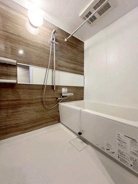 ���{��^�s�{���̒��Ã}���V�����̗���