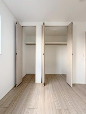 ���{�����s�L�Y���̐V�z��ˌ��Ă̎��[