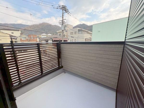 ���{�����s�L�Y���̐V�z��ˌ��Ẵo���R�j�[