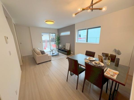 ���{�����s�L�Y���̐V�z��ˌ��Ẵ��r���O