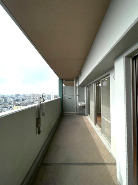 ���{���s����撷�g�o��3���ڂ̒��Ã}���V�����̃o���R�j�[