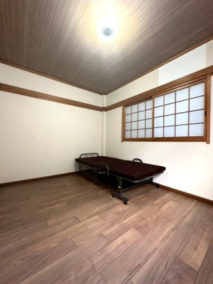 ���{���s����搼�e4���ڂ̒��È�ˌ��Ă̗m��