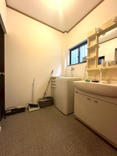 大阪府大阪市平野区西脇4丁目の中古一戸建ての洗面台・洗面所