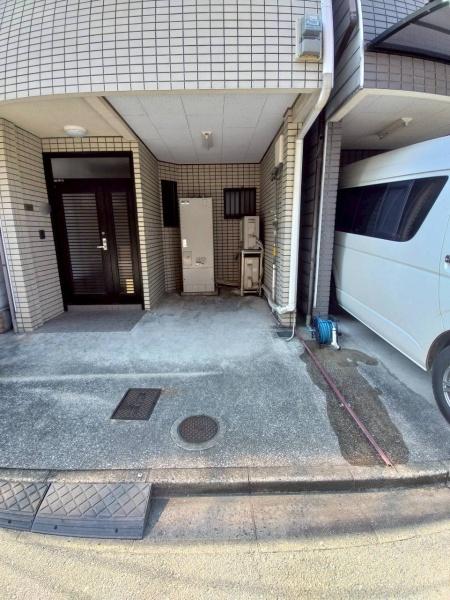 ���{�����s��]����2���ڂ̒��È�ˌ��Ă̒��ԏ�