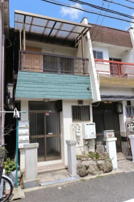 ���{���s���Z�g��Z����c7���ڂ̒��Ãe���X�n�E�X�̂��̑����n