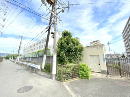 ���{���s����撷�g�Z��2���ڂ̒��È�ˌ��Ă̎��ӊ�