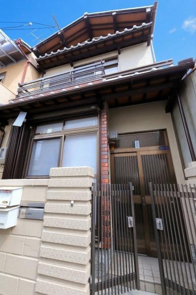 ���{���s���Z�g��j����3���ڂ̒��Ãe���X�n�E�X�̂��̑����n