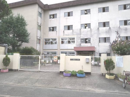 ���{�L���s�]���쒬3���ڂ̐V�z��ˌ��Ă̎��ӊ�