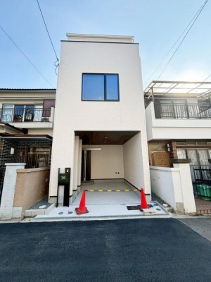 ���{�����s�ԉ�����2���ڂ̐V�z��ˌ��Ă̌��n�O�ώʐ^