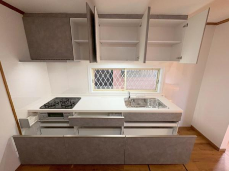 ���{�����s������1���ڂ̒��È�ˌ��ẴL�b�`��