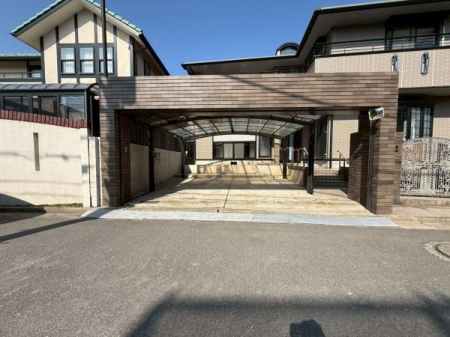 ���{�Q����s���c�����u�̒��È�ˌ��Ă̒��ԏ�