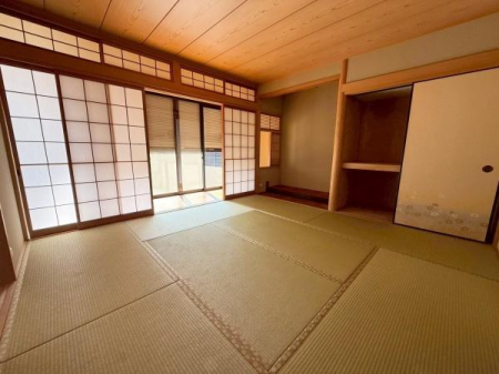 ���{�Q����s���c�����u�̒��È�ˌ��Ă̘a��