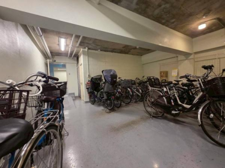 ���{�L���s��V�c4���ڂ̒��Ã}���V�����̂��̑����p��