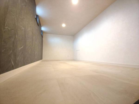 ���{�����s�o�_��{���̒��È�ˌ��Ă̎��[