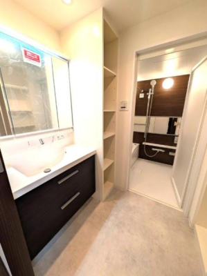 ���{���c�s�t��1���� 4-35�̒��Ã}���V�����̐��ʑ�E���ʏ�