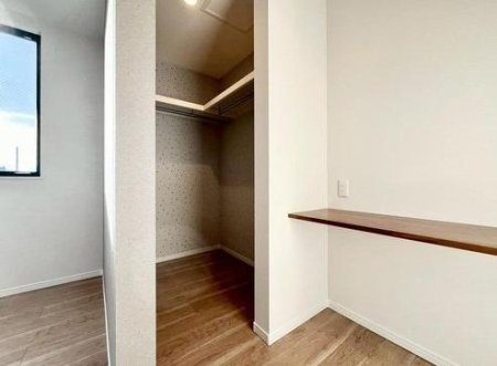 ���{�����s��@��2���ڂ̐V�z��ˌ��Ă̎��[