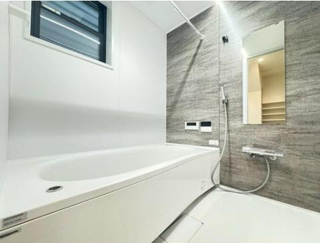 ���{�����s��@��2���ڂ̐V�z��ˌ��Ă̗���