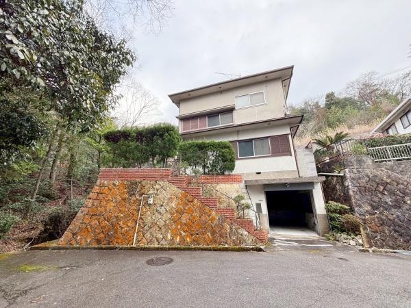 兵庫県西宮市名塩ガーデンの中古一戸建ての現地外観写真