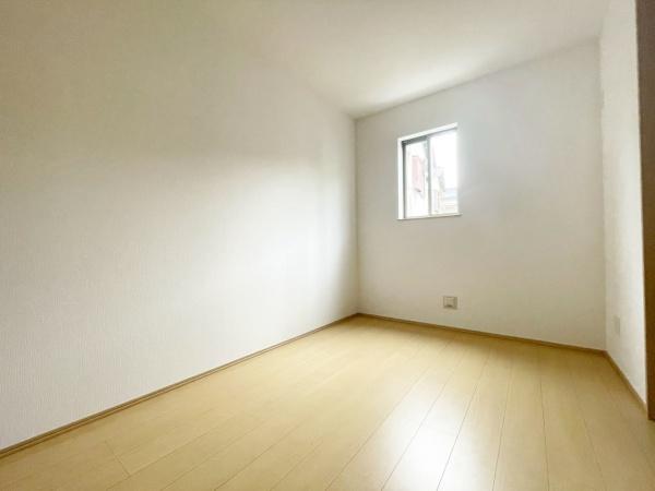 ���{�L���s�]���쒬3���ڂ̐V�z��ˌ��Ă̗m��