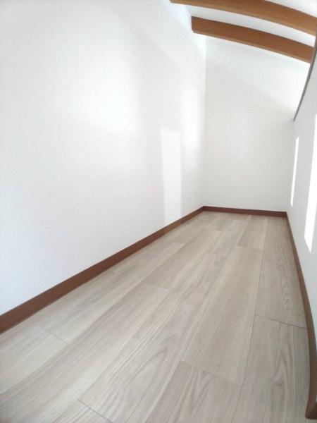 ���{�����s����c4���ڂ̒��È�ˌ��Ă̎��[