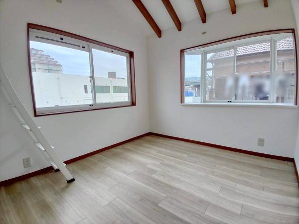 ���{�����s����c4���ڂ̒��È�ˌ��Ă̗m��