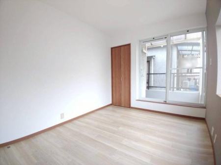 ���{�����s����c4���ڂ̒��È�ˌ��Ă̗m��