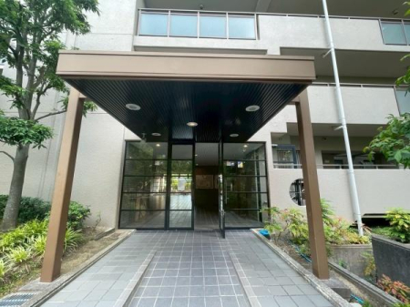 ���{�Q����s�O��쒬�̒��Ã}���V�����̃G���g�����X