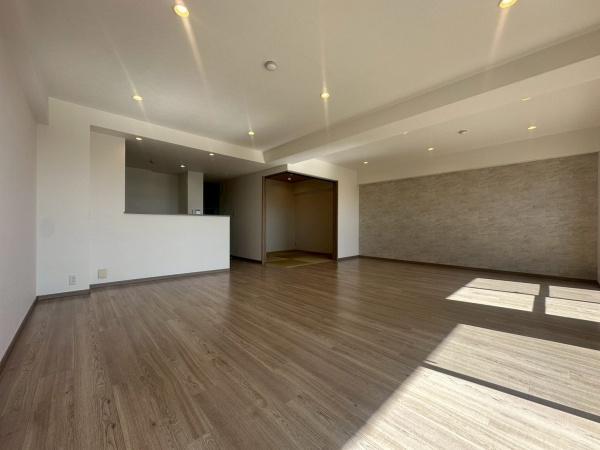 ���{�Q����s�O��쒬�̒��Ã}���V�����̃��r���O