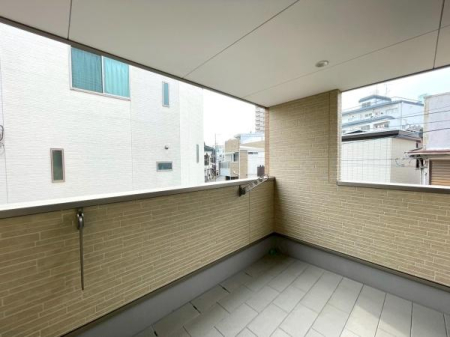 ���{���s����搶�쐼4���ڂ̒��È�ˌ��Ẵo���R�j�[