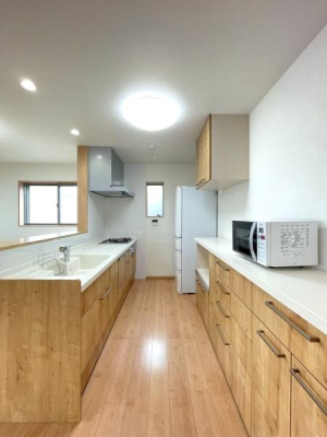 ���{���s����搶�쐼4���ڂ̒��È�ˌ��ẴL�b�`��