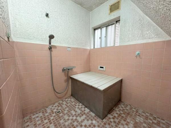 ���{�����s��c�㒬1���ڂ̒��È�ˌ��Ă̗���