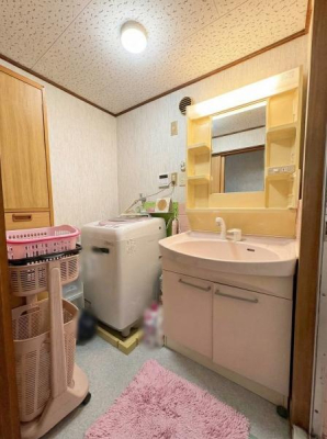 ���{�����s��c�㒬1���ڂ̒��È�ˌ��Ă̐��ʑ�E���ʏ�