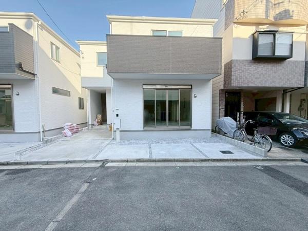 ���{�����s�ʋ�����1���ڂ̐V�z��ˌ��Ă̌��n�O�ώʐ^