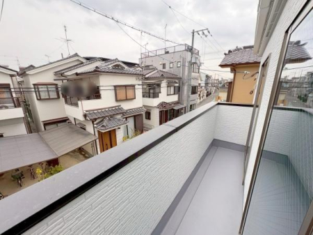 ���{�����s�ʋ�����1���ڂ̐V�z��ˌ��Ẵo���R�j�[