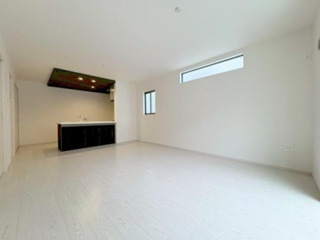 ���{�����s�ʋ�����1���ڂ̐V�z��ˌ��Ẵ��r���O