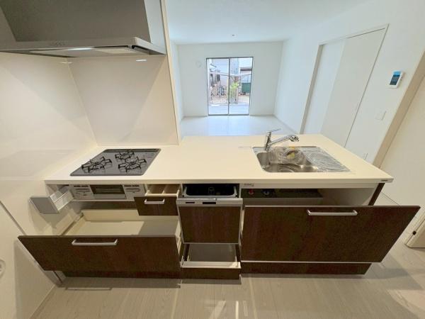 ���{�����s�ʋ�����1���ڂ̐V�z��ˌ��ẴL�b�`��