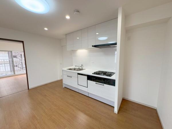 ���{�����s�F��5���ڂ̒��Ã}���V�����̃L�b�`��