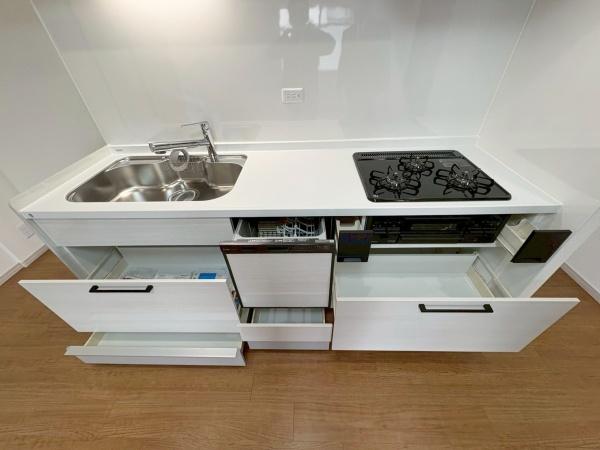 ���{�����s�F��5���ڂ̒��Ã}���V�����̃L�b�`��