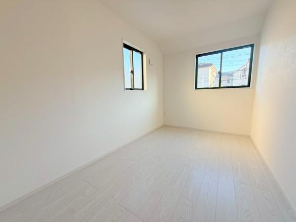 ���{�����s�H����5���ڂ̐V�z��ˌ��Ă̗m��