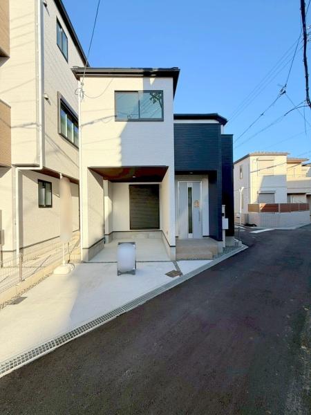 ���{�����s�H����5���ڂ̐V�z��ˌ��Ă̌��n�O�ώʐ^