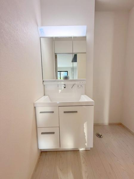 ���{�����s�H����5���ڂ̐V�z��ˌ��Ă̐��ʑ�E���ʏ�