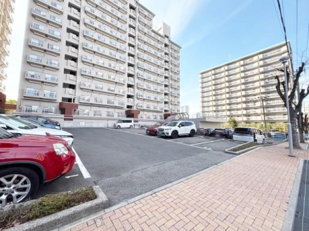 ���{�L���s��V�c4���� 8�̒��Ã}���V�����̌��n�O�ώʐ^