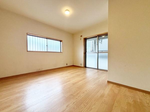 ���{�L���s�F�쒬3���ڂ̒��È�ˌ��Ẵ��r���O