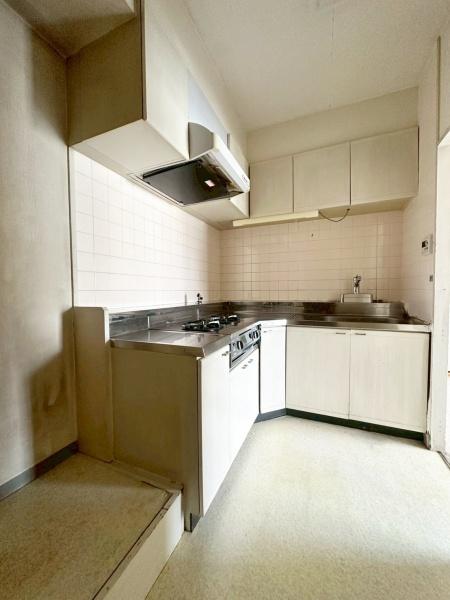 ���{�Q����s�c�䐼���̒��Ã}���V�����̃L�b�`��